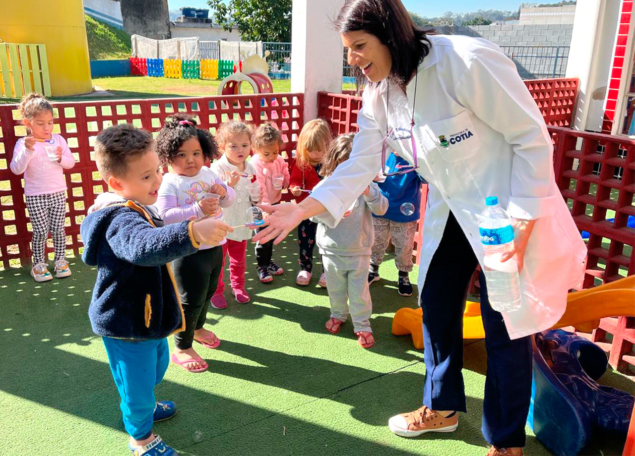 Atividades com a Ludopedagoga